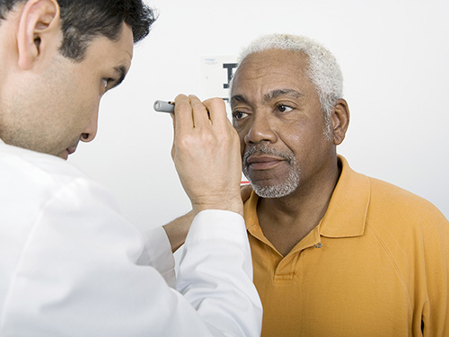 Tips for Active Adults to Maintain Excellent Eyesight